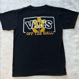 Vans 🛹 Women’s Black and Yellow Short Sleeve Tee SZ Small